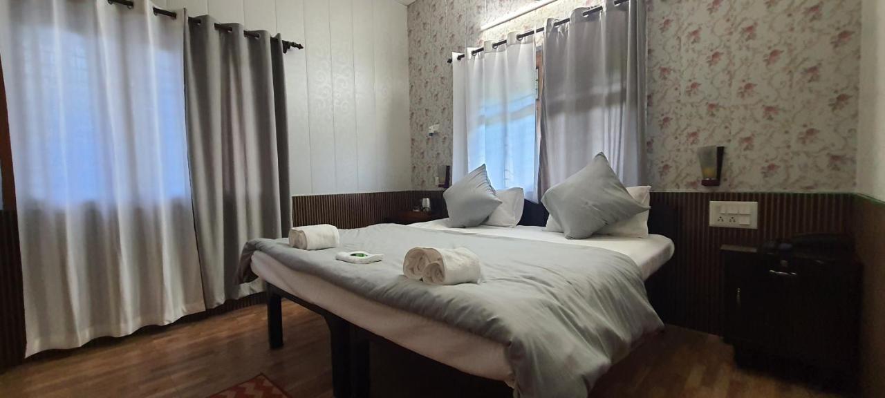 Karthik Resorts, Jeolikote Nainital Esterno foto