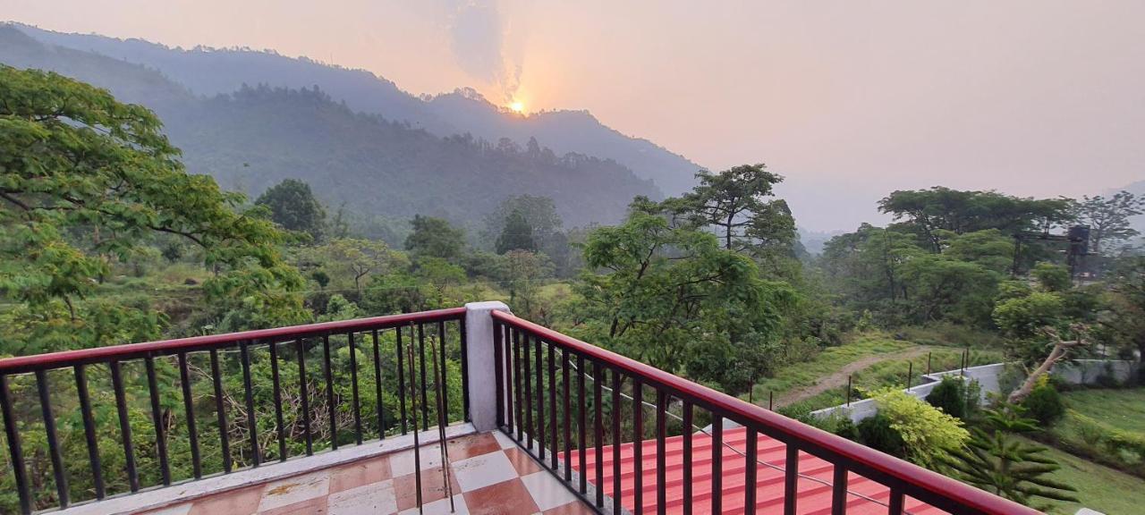 Karthik Resorts, Jeolikote Nainital Esterno foto